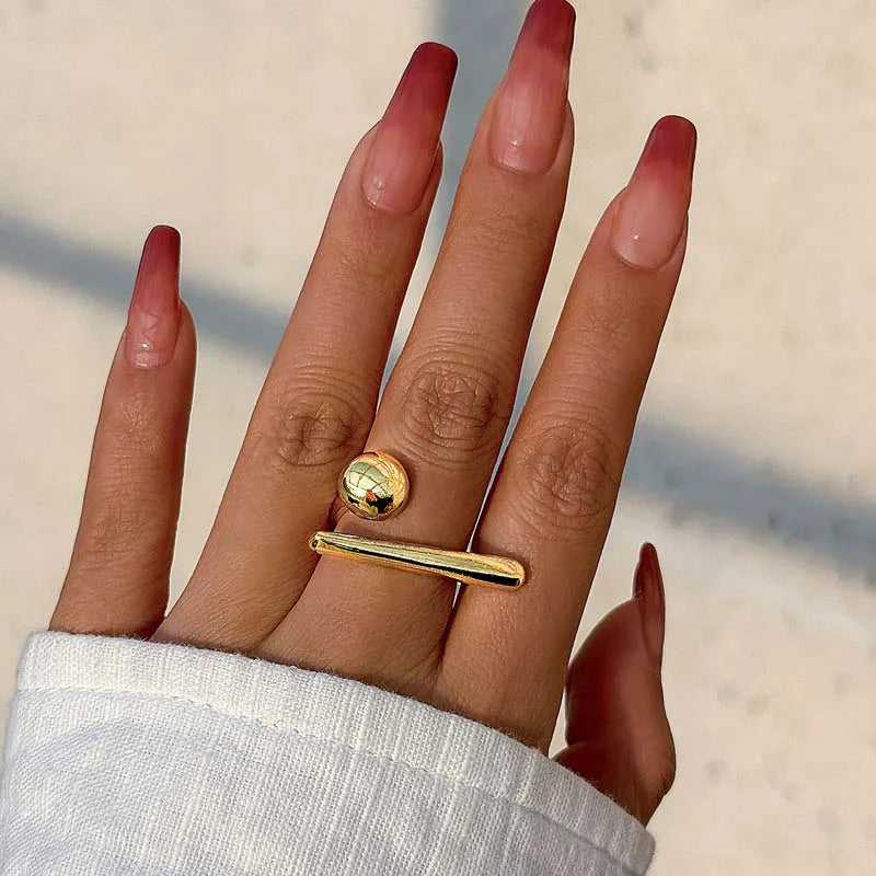 Minimalist Orbit Ring